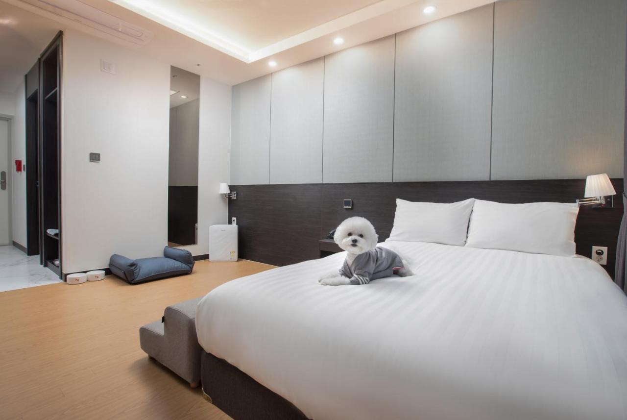 Utop Marina Hotel & Resort ยอซู ภายนอก รูปภาพ