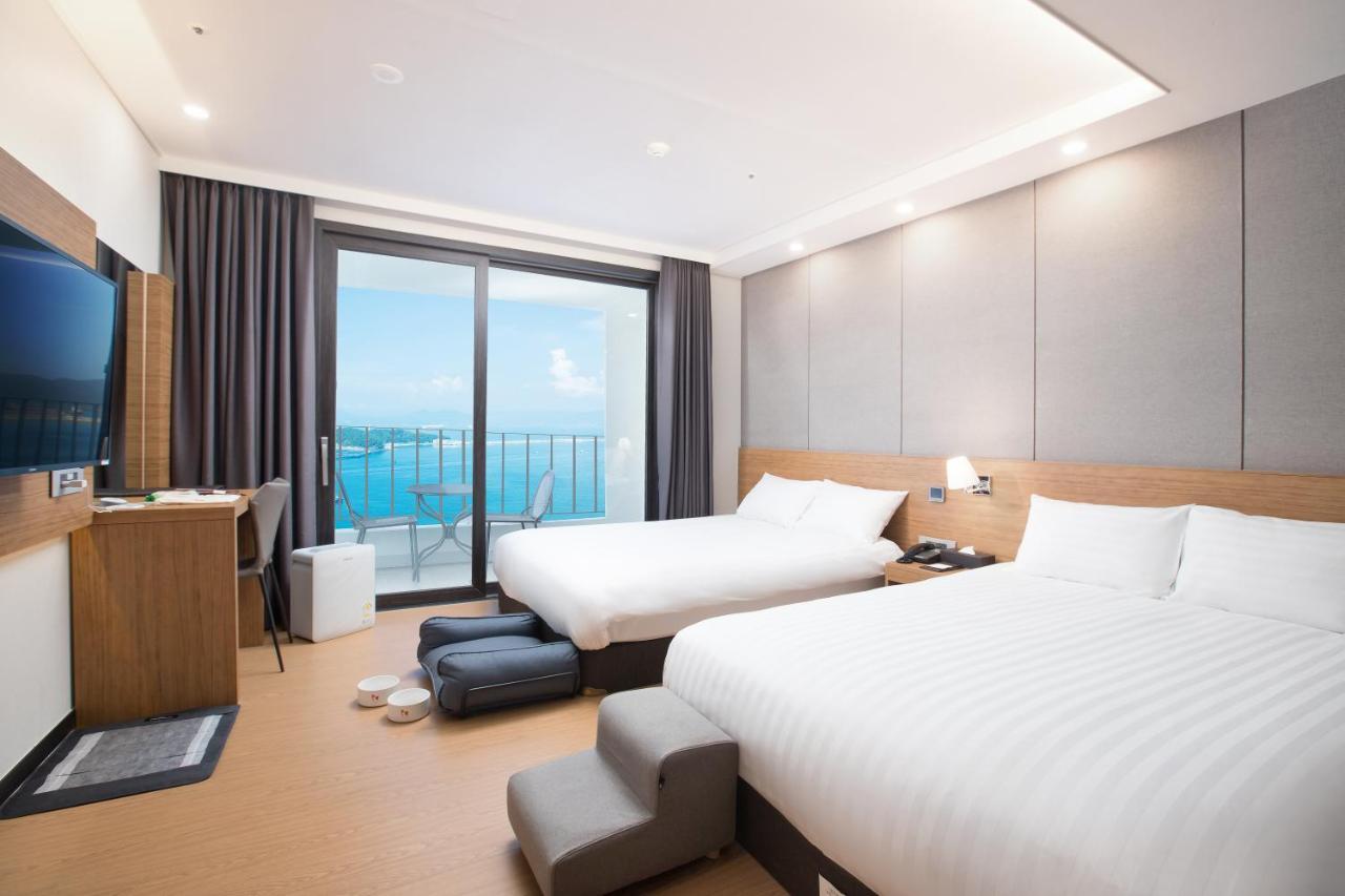 Utop Marina Hotel & Resort ยอซู ภายนอก รูปภาพ