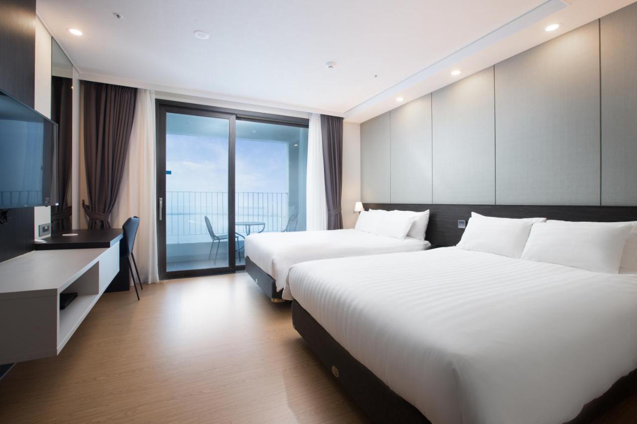 Utop Marina Hotel & Resort ยอซู ภายนอก รูปภาพ