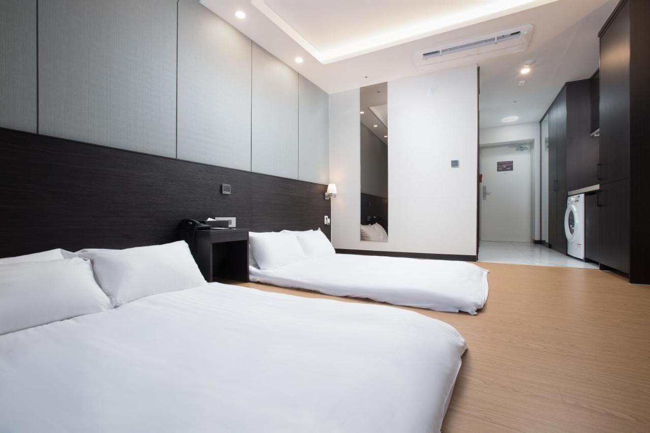 Utop Marina Hotel & Resort ยอซู ภายนอก รูปภาพ