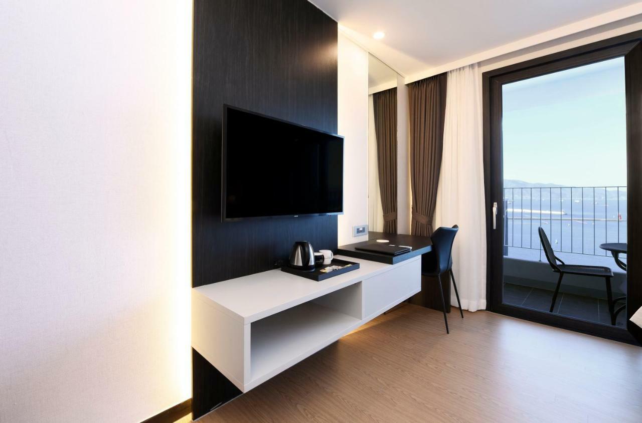 Utop Marina Hotel & Resort ยอซู ภายนอก รูปภาพ