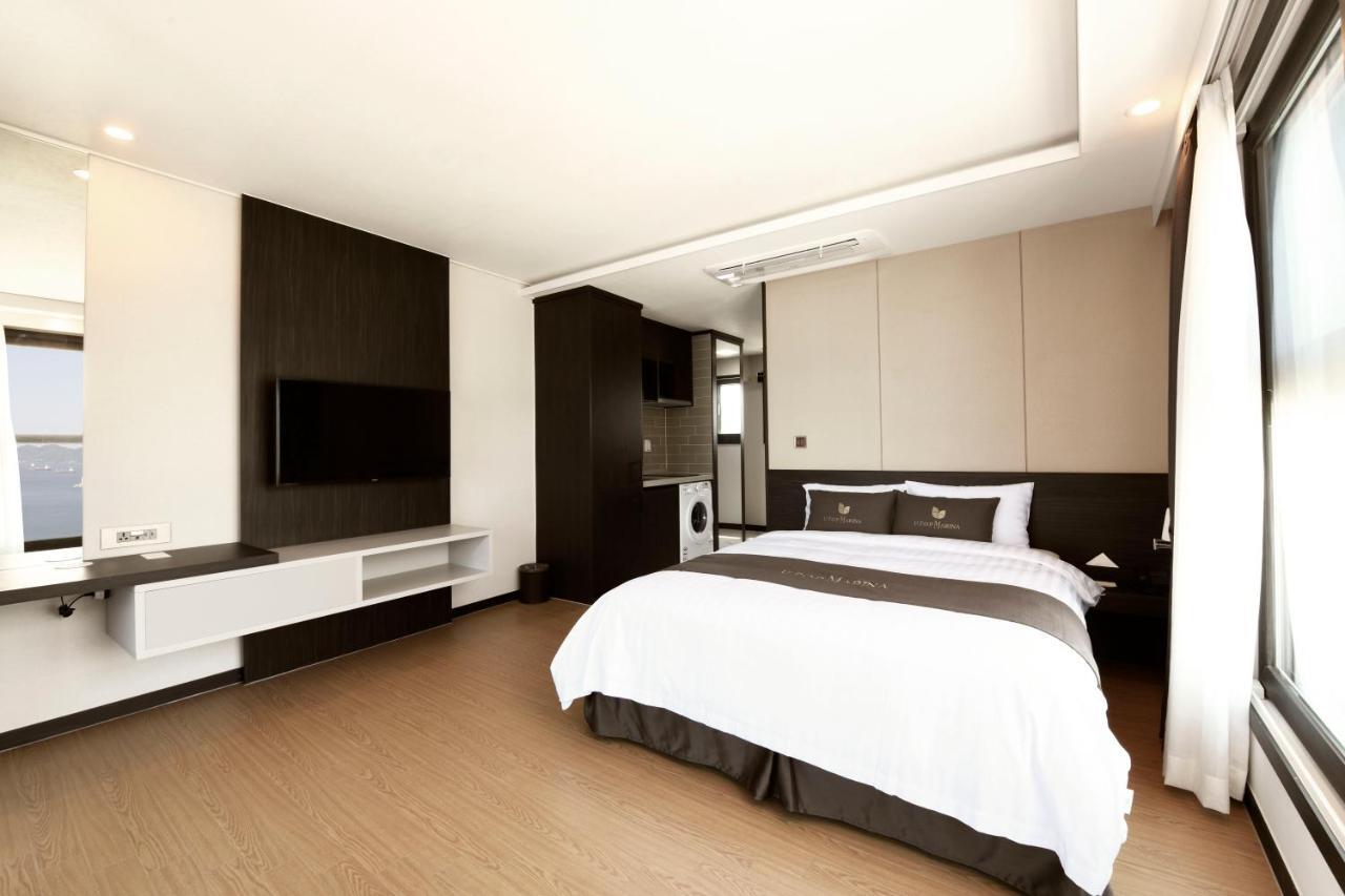 Utop Marina Hotel & Resort ยอซู ภายนอก รูปภาพ